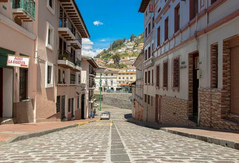 Herberge Hostal Carlos Luis