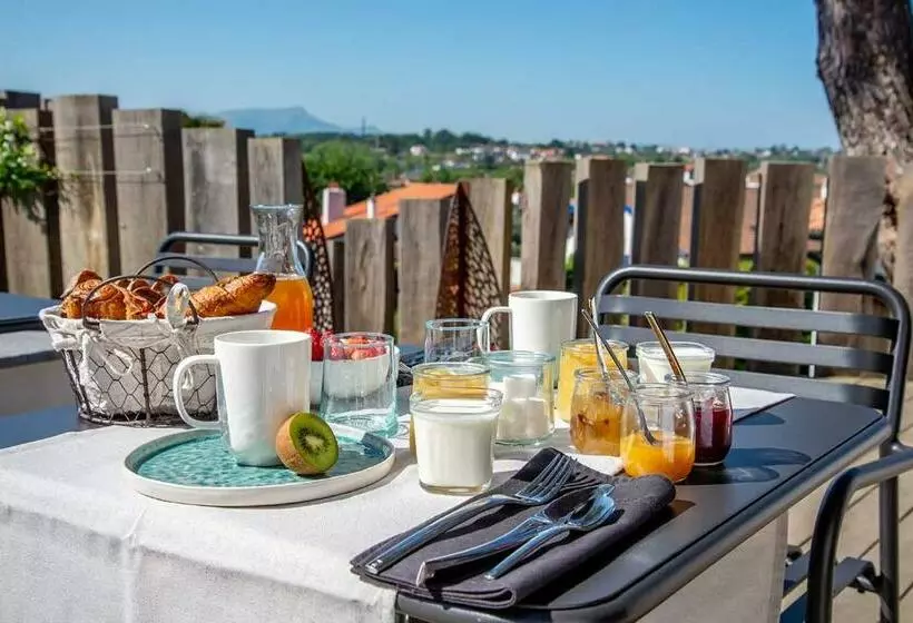 Aamiaismajoitus (B&B) Maison D Hôtes Etxea_&_co