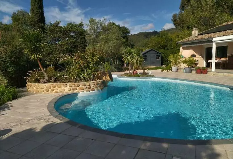 Aamiaismajoitus (B&B) Les Petites Roches