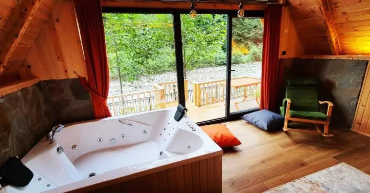 تختخواب و صبحانه Serinle Bungalow