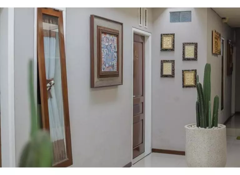 Hotelli Reddoorz Syariah At House Of Melati Kepanjen
