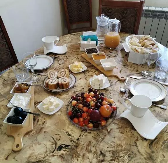 ペンション Garni Guesthouse