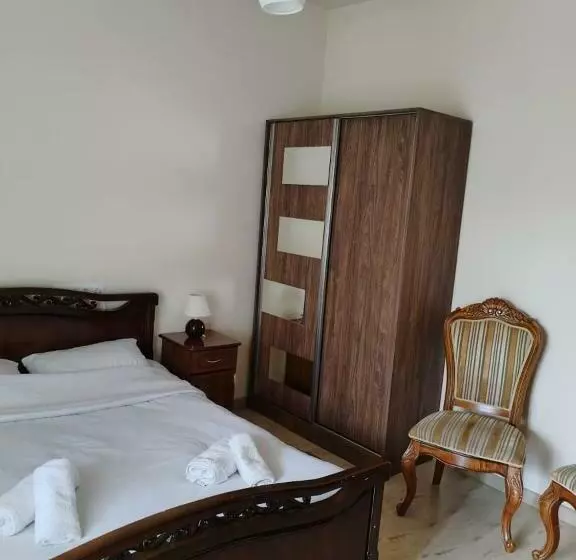 ペンション Garni Guesthouse