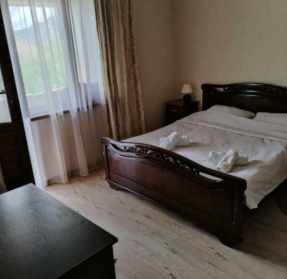 Pensió Garni Guesthouse