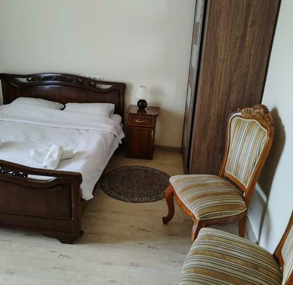 Pensió Garni Guesthouse