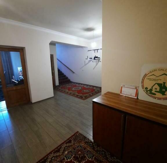 Pensió Garni Guesthouse