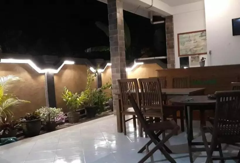 Majatalo Jepun Inn