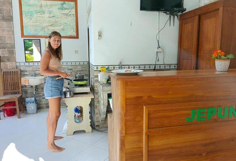 פנסיון Jepun Inn