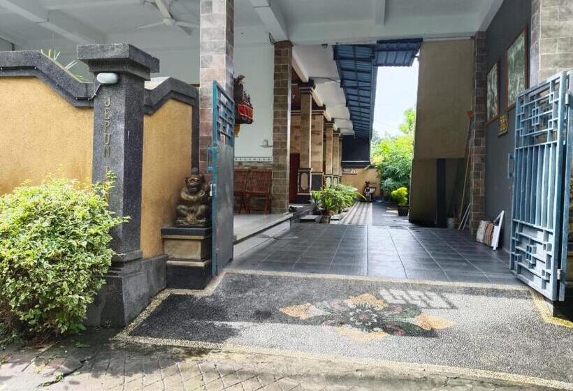 פנסיון Jepun Inn