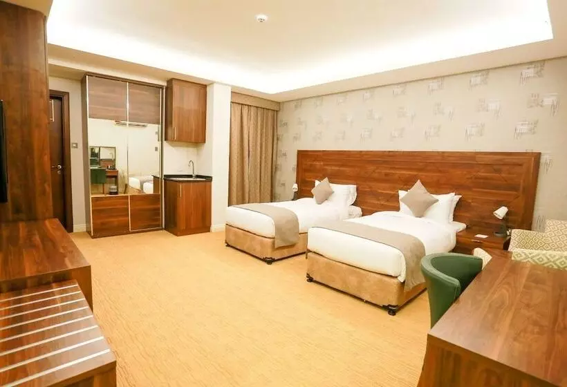 تختخواب و صبحانه Oyyo Plaza Hotel Apartment