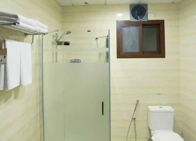 تختخواب و صبحانه Oyyo Plaza Hotel Apartment