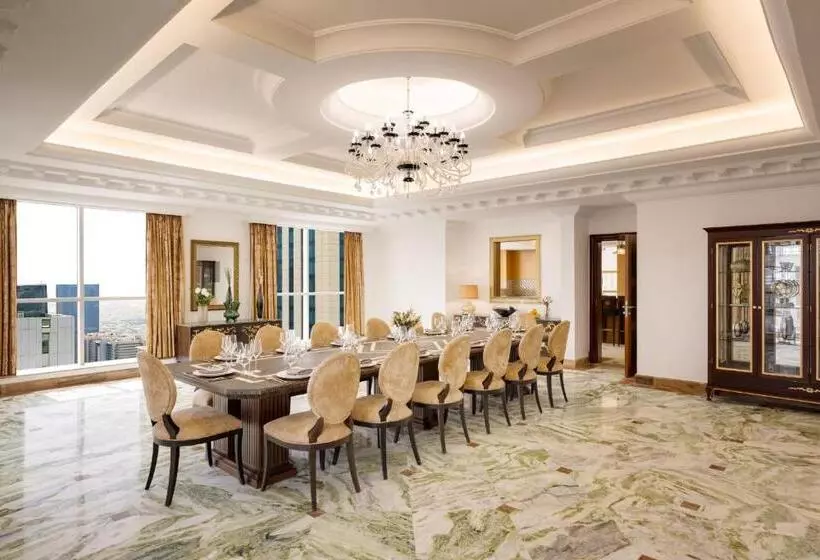 Dusit Hotel & Suites   Doha