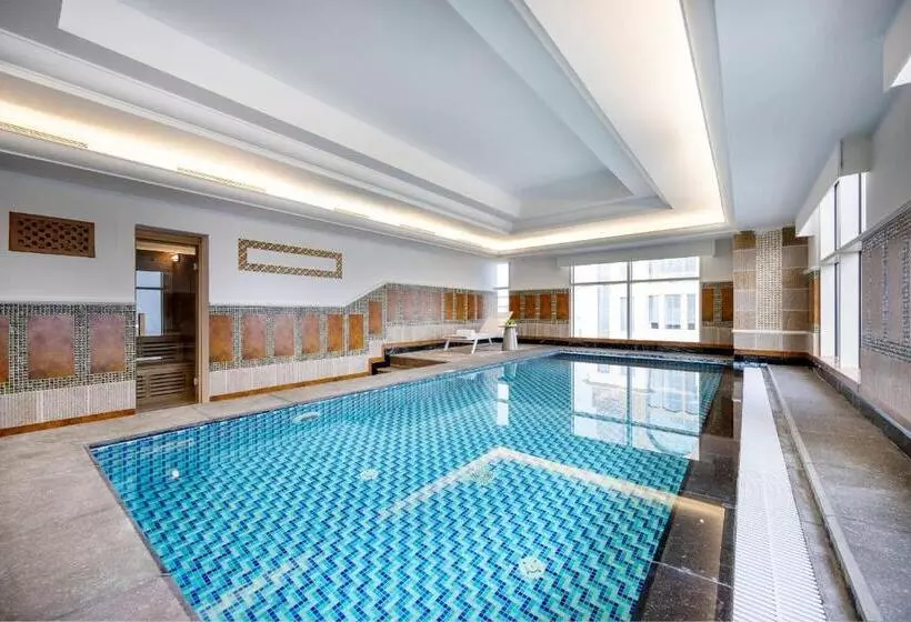 Dusit Hotel & Suites   Doha