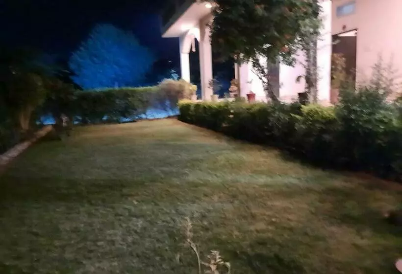 Hotell Moon Bagh