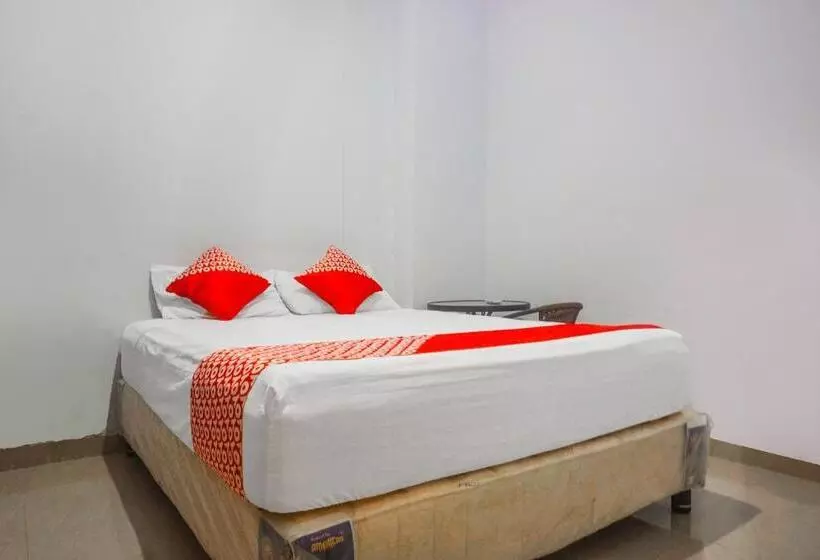 ホテル Oyo 91759 Pondok Hikmah Makassar