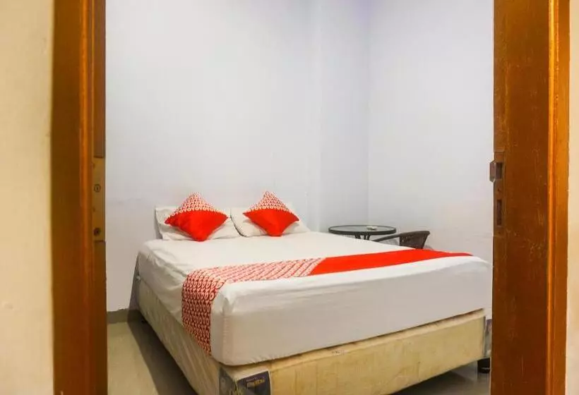 ホテル Oyo 91759 Pondok Hikmah Makassar
