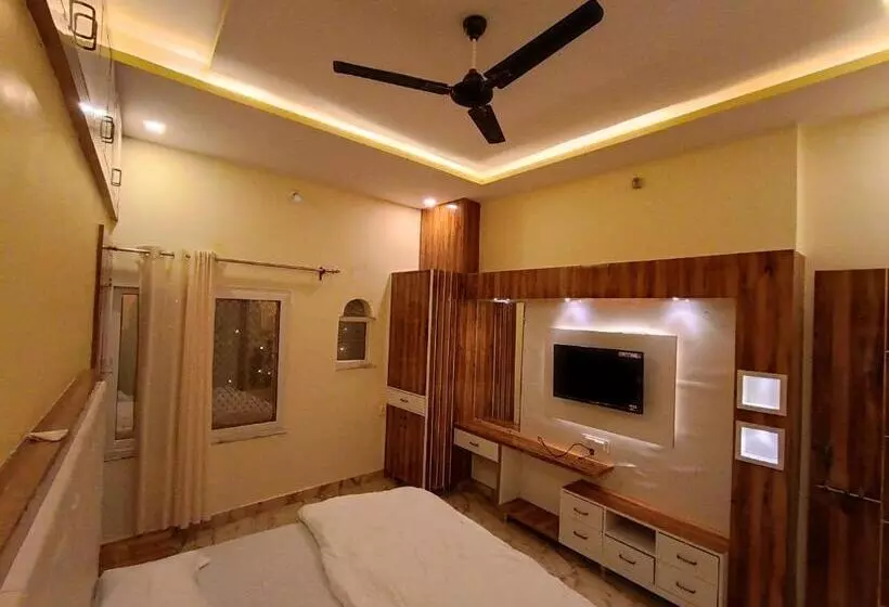 ホテル Rajwada Palace