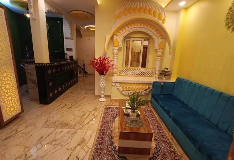 ホテル Rajwada Palace