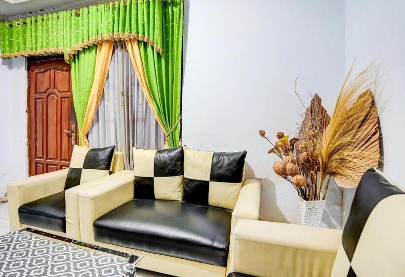 Hotel Spot On 91789 Kost Umik Sidoarjo Syariah