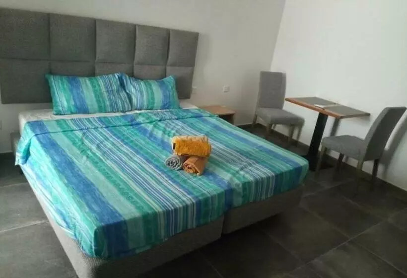 پانسیون Bosio Guest House Msida