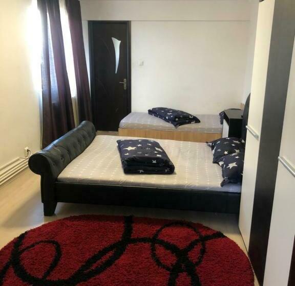 پانسیون Hostel Mialma