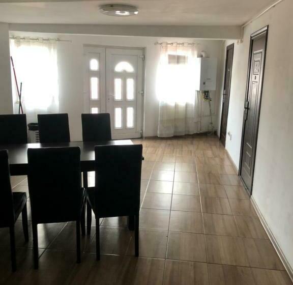 پانسیون Hostel Mialma