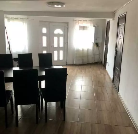 Majatalo Hostel Mialma