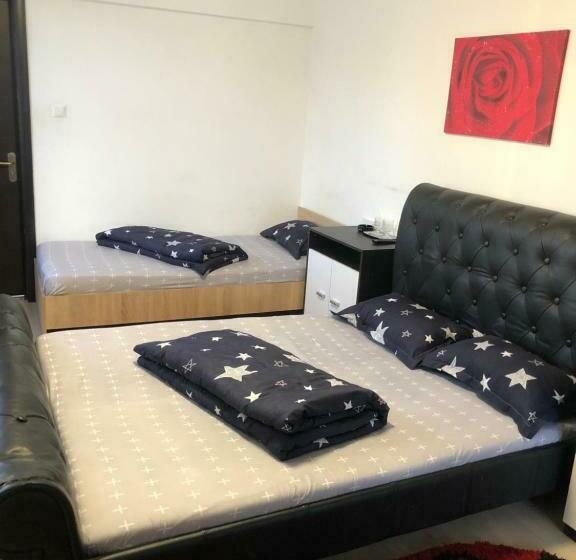 پانسیون Hostel Mialma