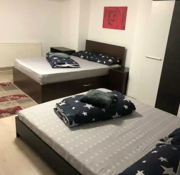 Majatalo Hostel Mialma