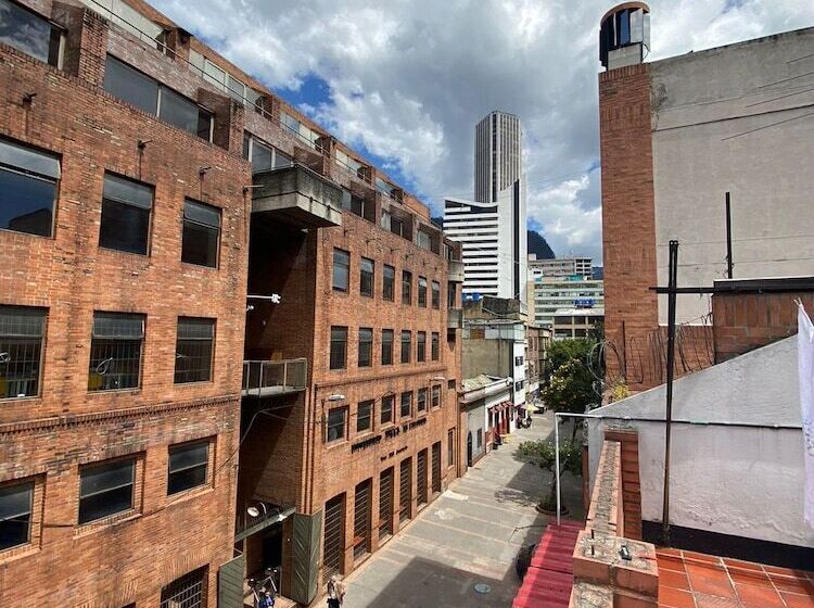 پانسیون Suites Centro Internacional