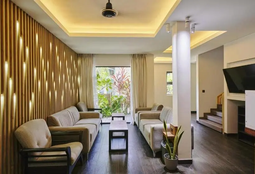 هتل Ataraxis Grand And Spa Fuvahmulah