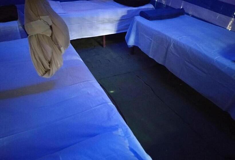 ペンション Rambo Homestay & Restaurant Hampi