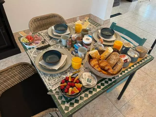 Aamiaismajoitus (B&B) Finca Besito
