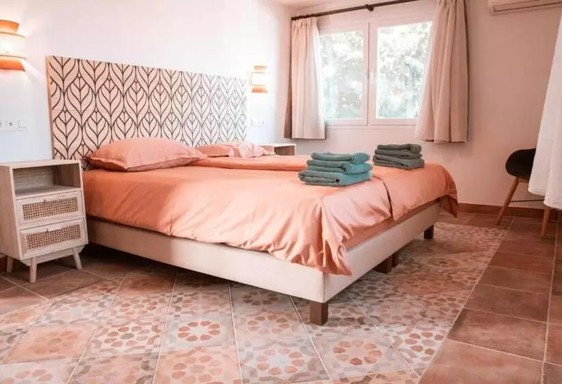 Aamiaismajoitus (B&B) Finca Besito