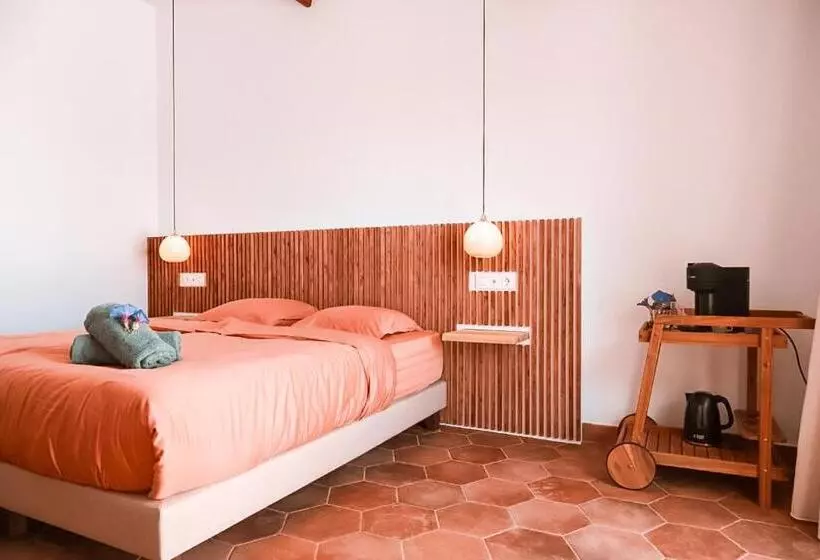 Aamiaismajoitus (B&B) Finca Besito