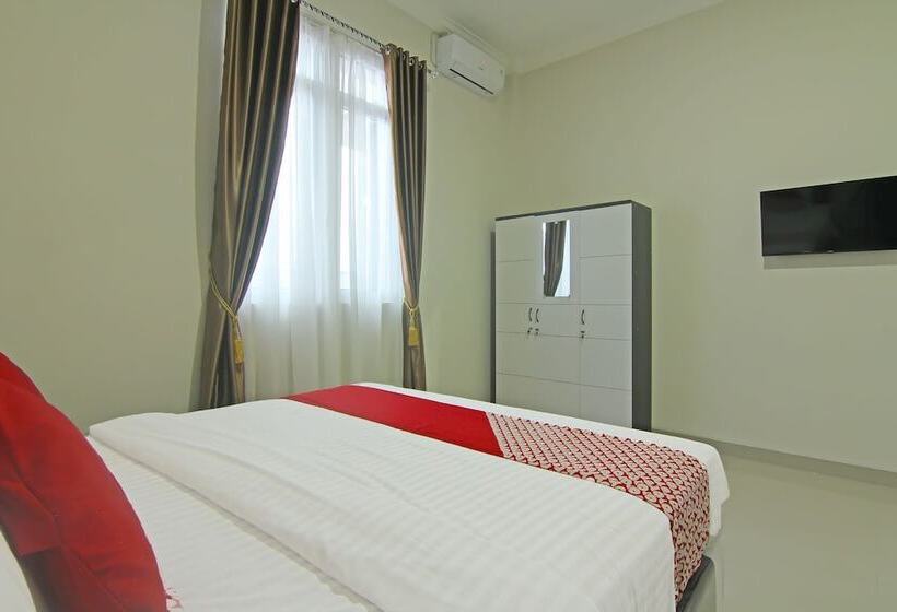 בית מלון כפרי Utama Residence