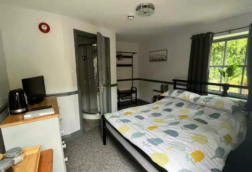 Aamiaismajoitus (B&B) The White Hart