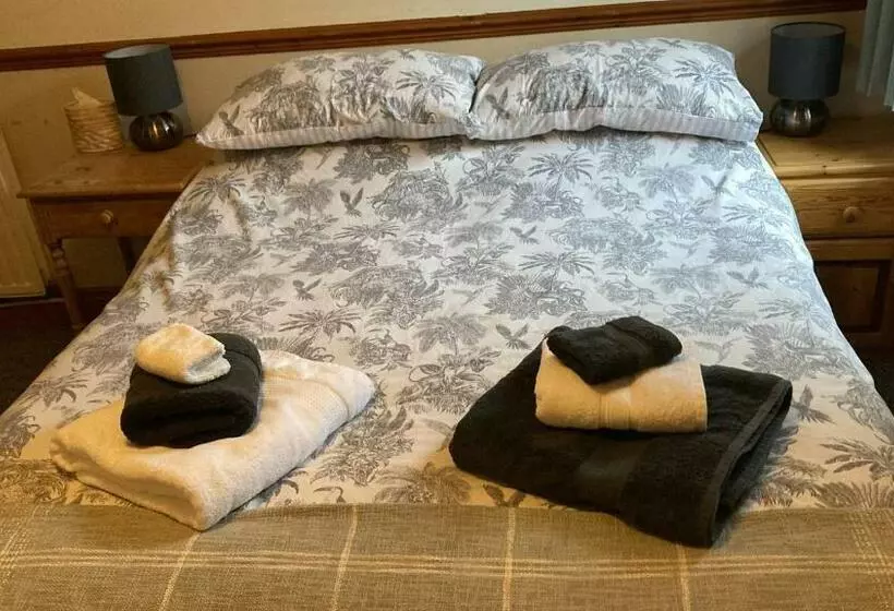 Aamiaismajoitus (B&B) The White Hart