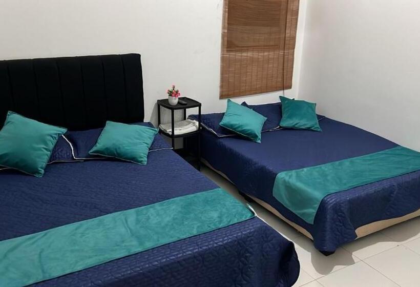 פנסיון San Martin Plaza