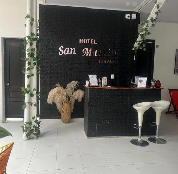 פנסיון San Martin Plaza