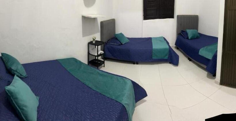 פנסיון San Martin Plaza