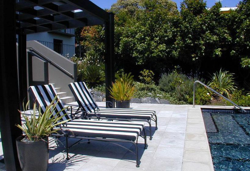 Ascot Parnell Boutique Bed And Breakfast