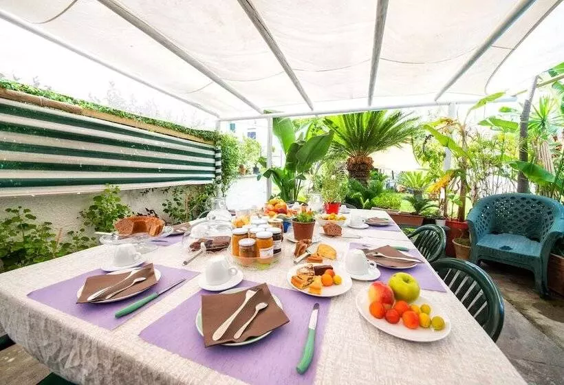 住宿加早餐  Maison Twentyfive