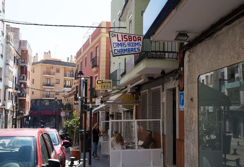 פונדק Hospedaje Lisboa Algeciras