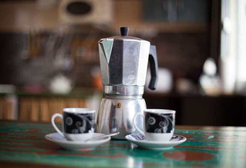 פונדק Hospedaje Lisboa Algeciras