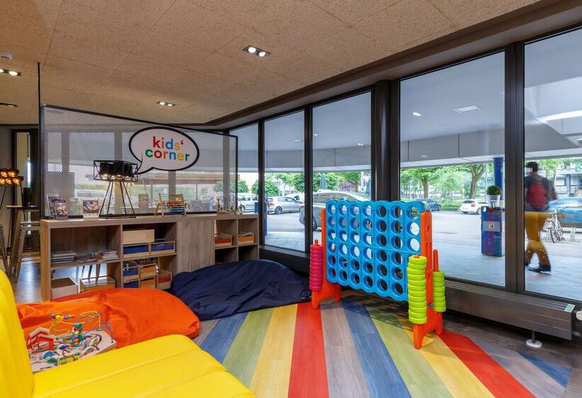 فندق a&o Amsterdam Zuidoost