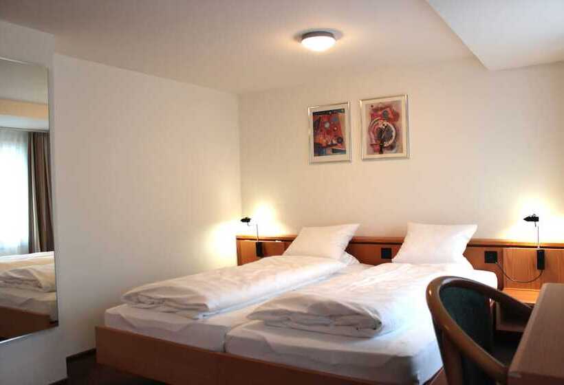 Hotel Freihof Swiss Lodge