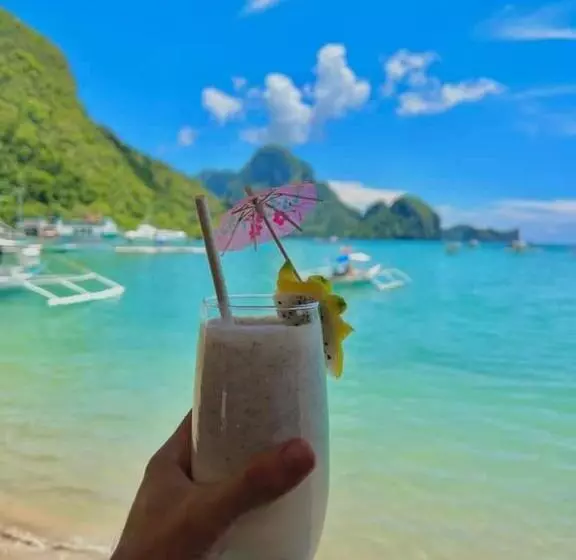 La Salangane Beach Hotel Downtown