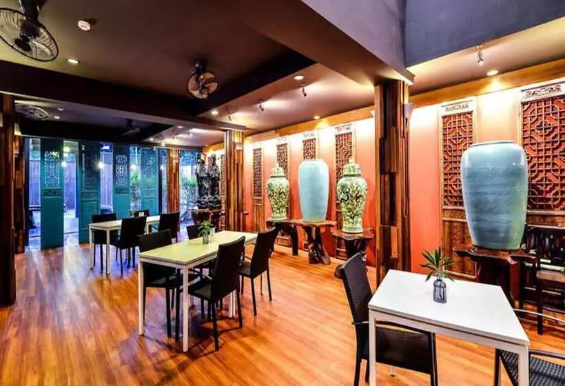 Hotel Lap Roi Karon Beachfront