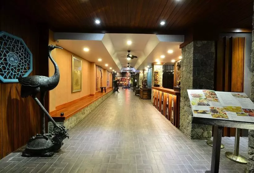 Hotel Lap Roi Karon Beachfront